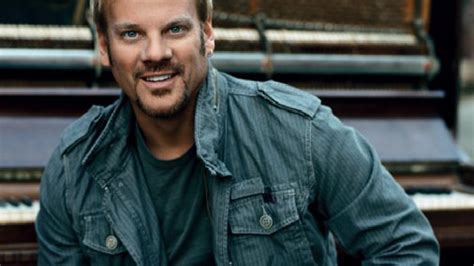 Phil Vassar .